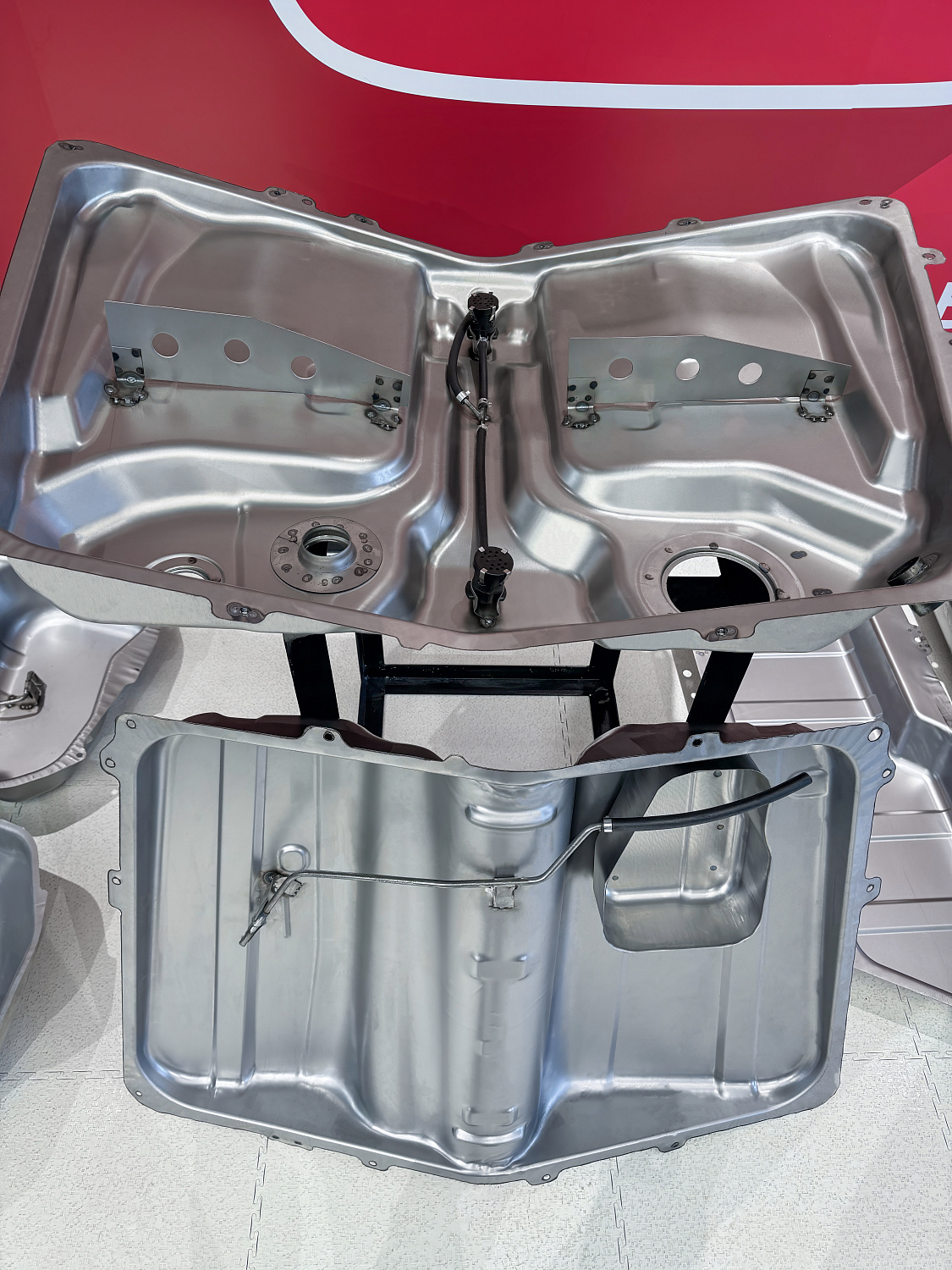 Топливный бак Toyota RAV 4 Бензин (антикоррозия), 2000-2005 г.в.