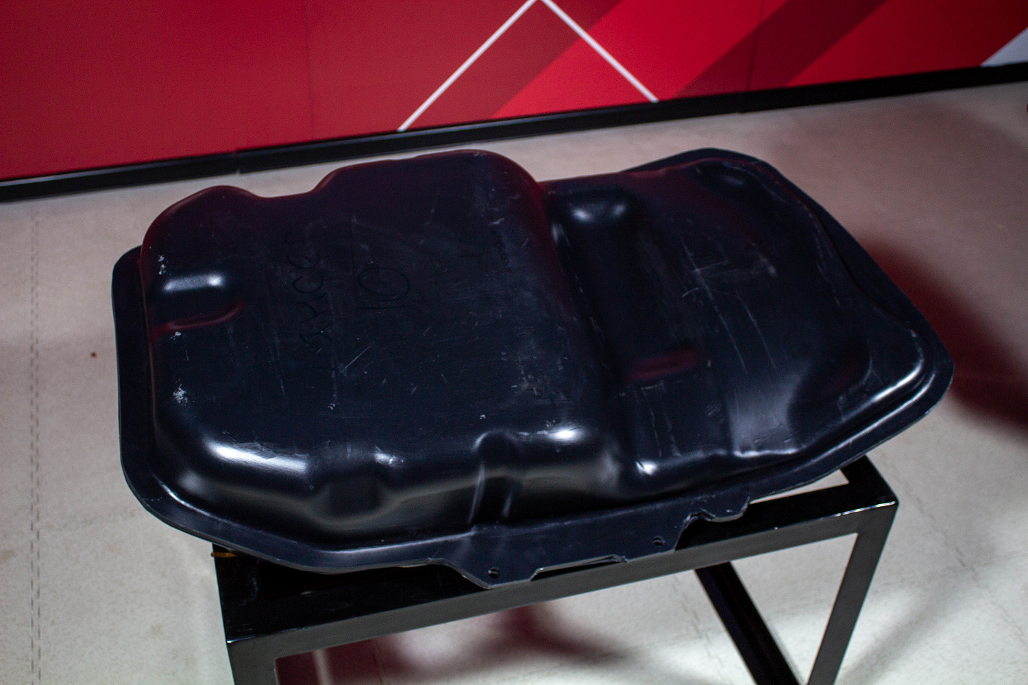 Пластиковый топливный бак Mitsubishi  Outlander ASX 2WD. (BP) -  50 л.