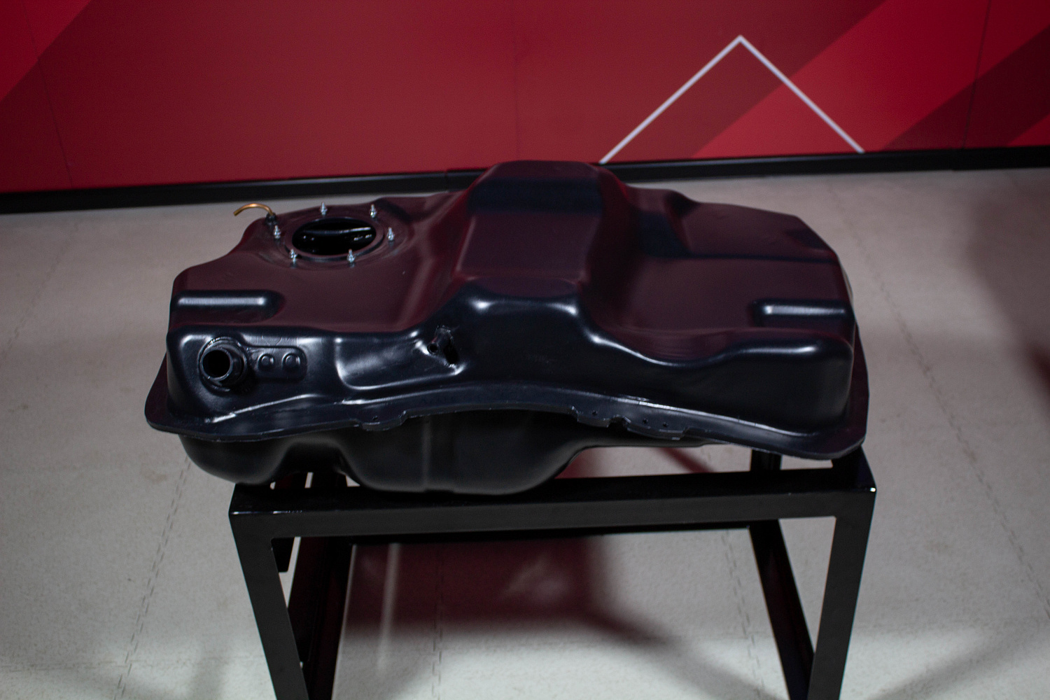 Пластиковый топливный бак Mitsubishi  Outlander ASX 2WD. (BP) -  50 л.